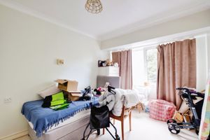 Bedroom- click for photo gallery